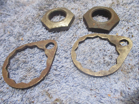 BSA Crankshaft Pin, Nuts and Lock Washers